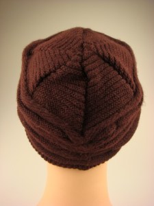 damesmuts-lange klep-bruin-muts043-2-beterpet-nl